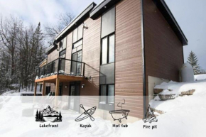 Panoramic Lakefront Chalet with Hot Tub & Firepit